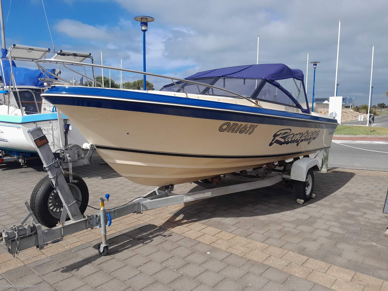 CruiseCraft Hustler 570