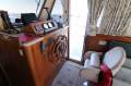 Mainship 390 Trawler with Bow Thruster