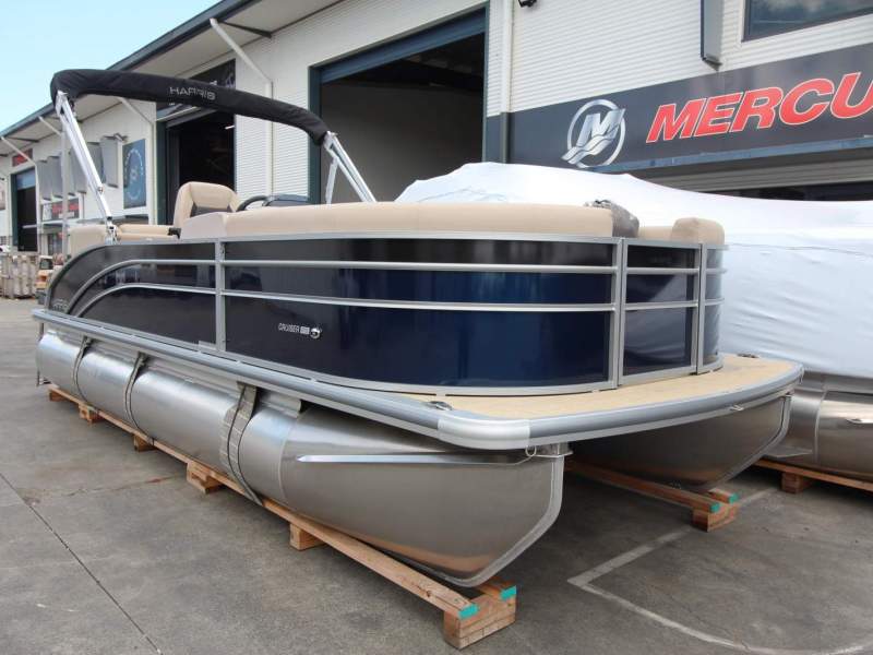 Harris 210 Cruiser Pontoon