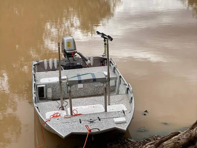 Quintrex 390 Explorer 25 horsepower Honda motor