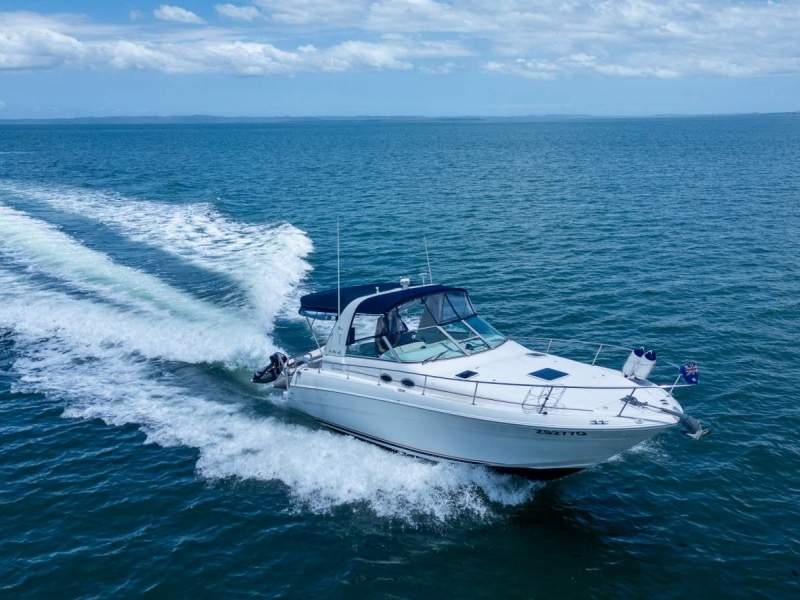 Sea Ray 310 Sundancer