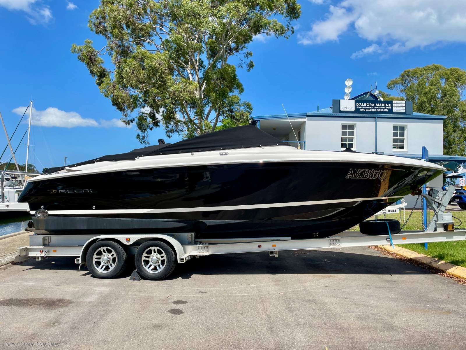 Regal 2700 Bowrider