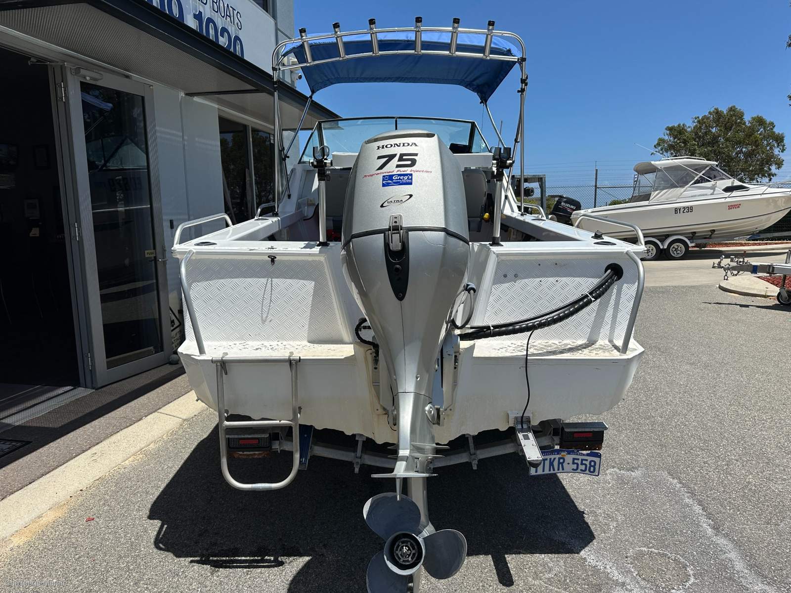 Brooker 525 Discovery Cuddy