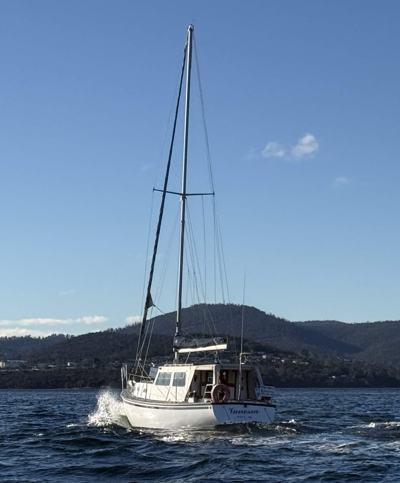 Roberts 30 Motor Sailer Vanessa **** REASONABLE OFFERS CONSIDERED ****