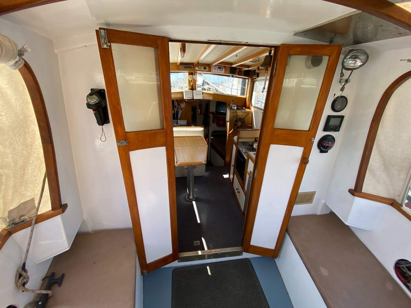 Roberts 30 Motorsailer Vanessa