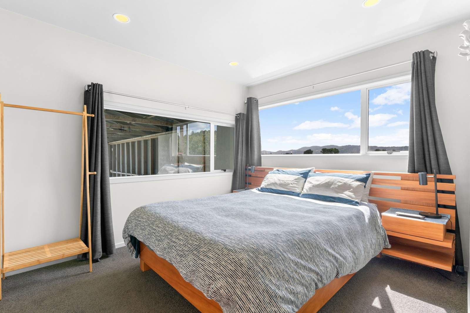 Boatshed and Catamaran Berths for Sale or Rent:Queen Bedroom