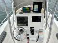 Seaswirl 1851 Center Console
