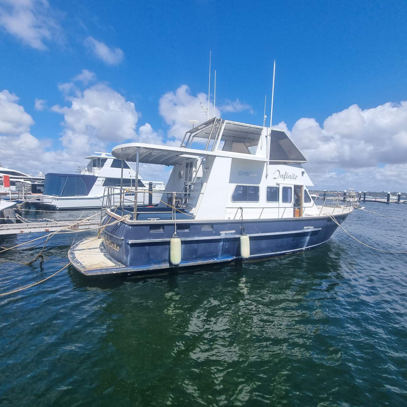 1995 Goldsbrough 43ft Flybridge Cruiser