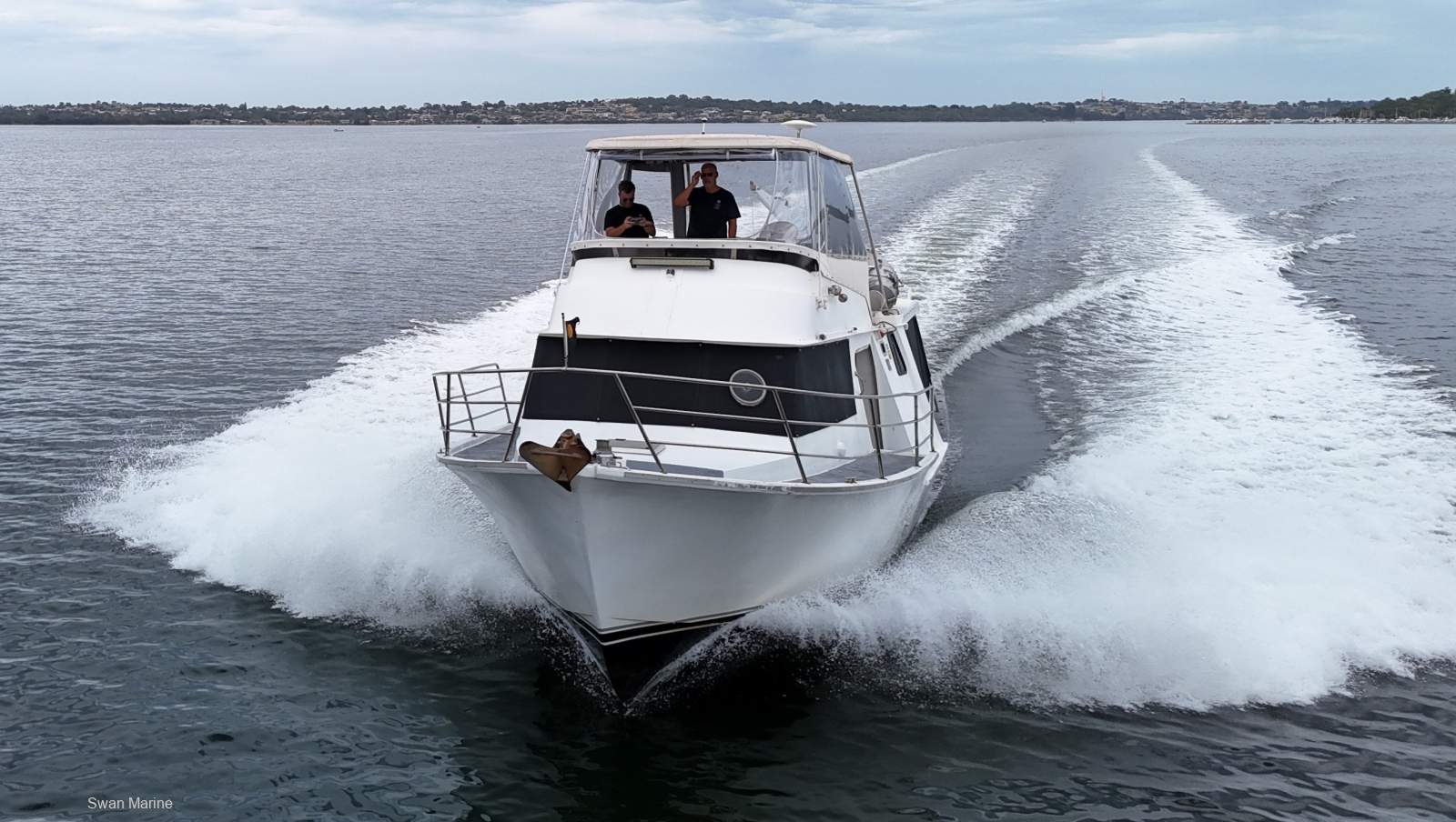 Fibrehulls 52 Flybridge