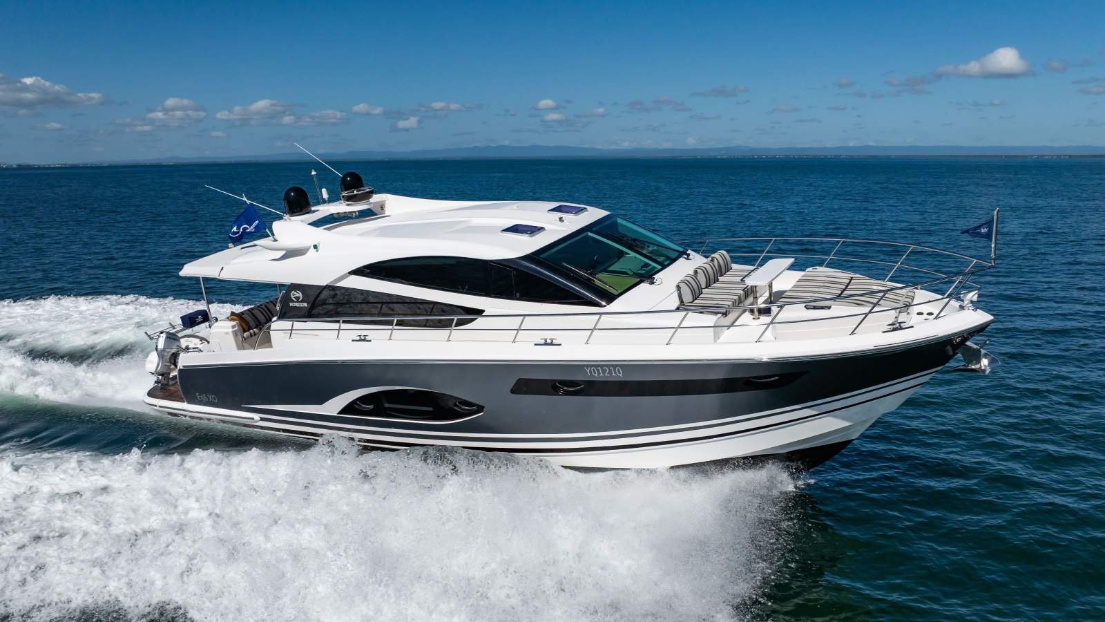 Horizon Yacht E56 Xo