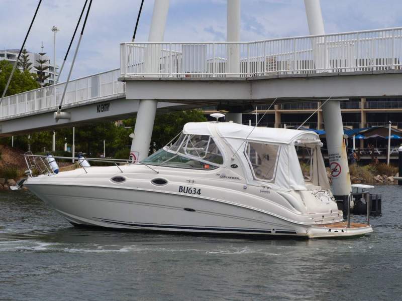 Sea Ray 315 Sundancer - A Luxury Cruiser with Impeccable Upgrades!