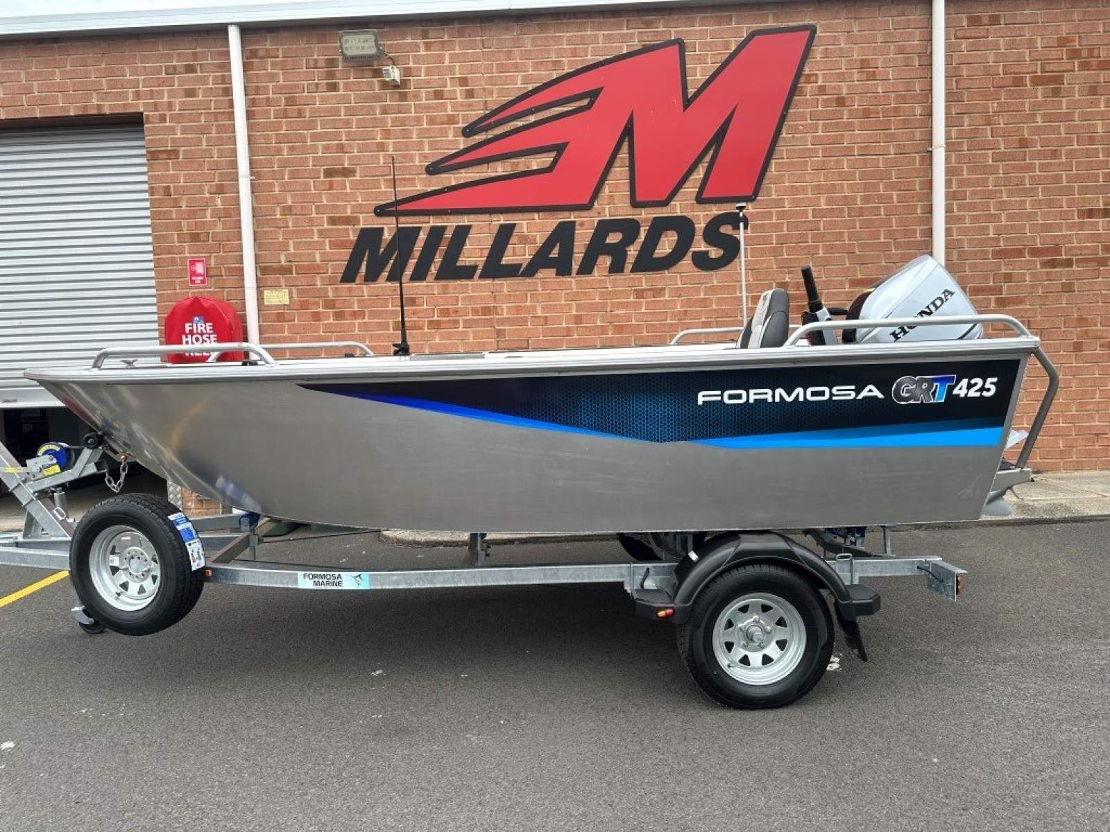 Formosa 425 GRT Tiller