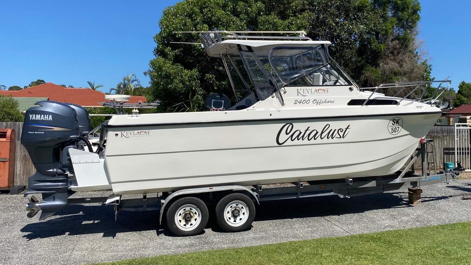 Kevlacat 2400 Offshore:Kevlacat 2400