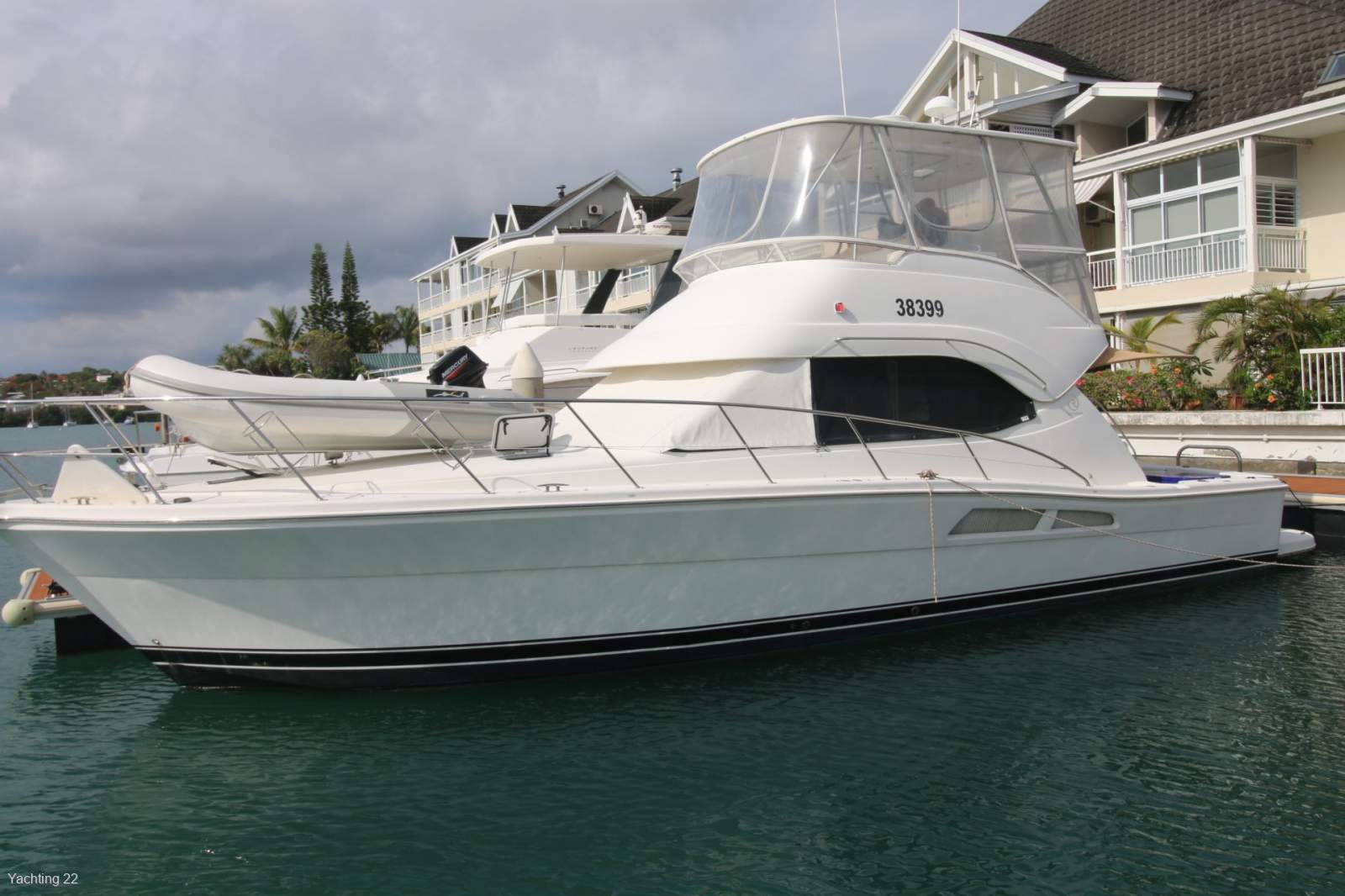 Riviera 41 Open Flybridge Low hours and in very good condition.