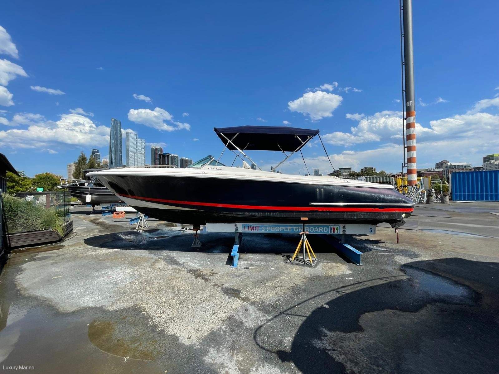 Chris Craft Corsair 28