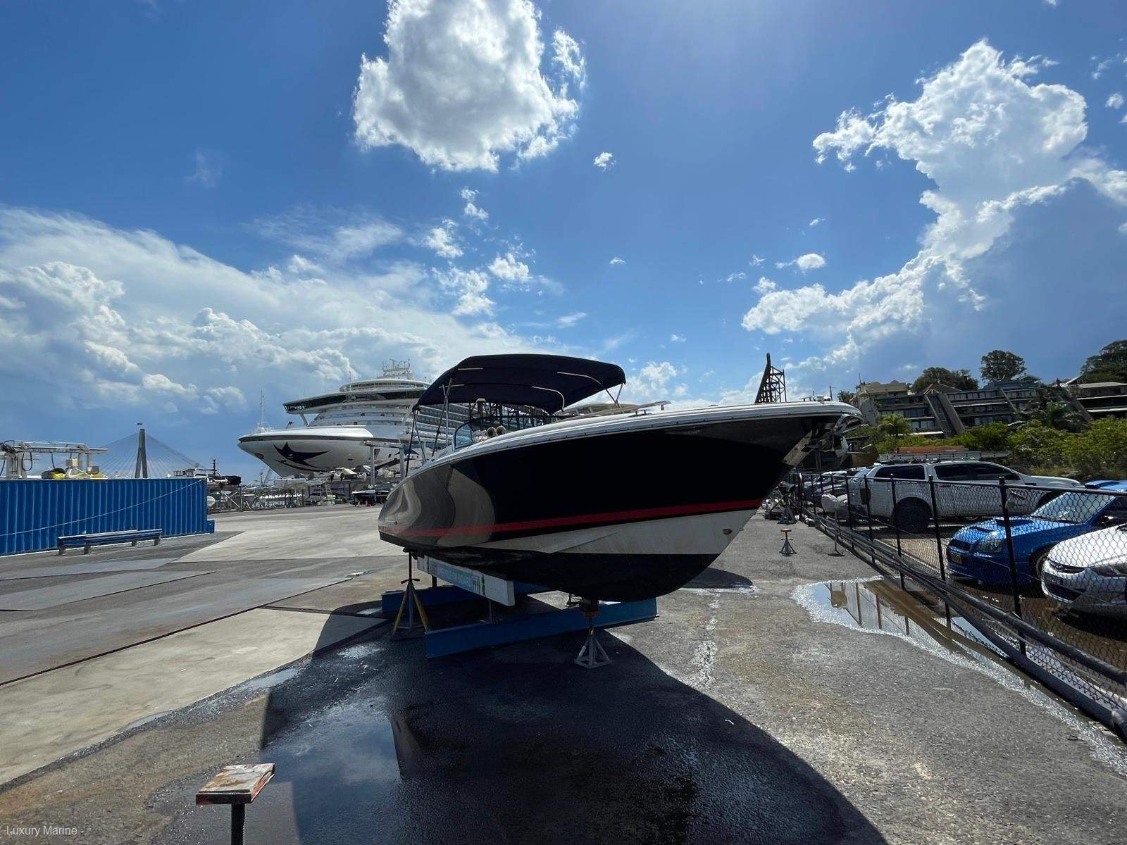 Chris Craft Corsair 28