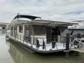 RUNAWAY. Two Decked, Four Bedroom Family Houseboat