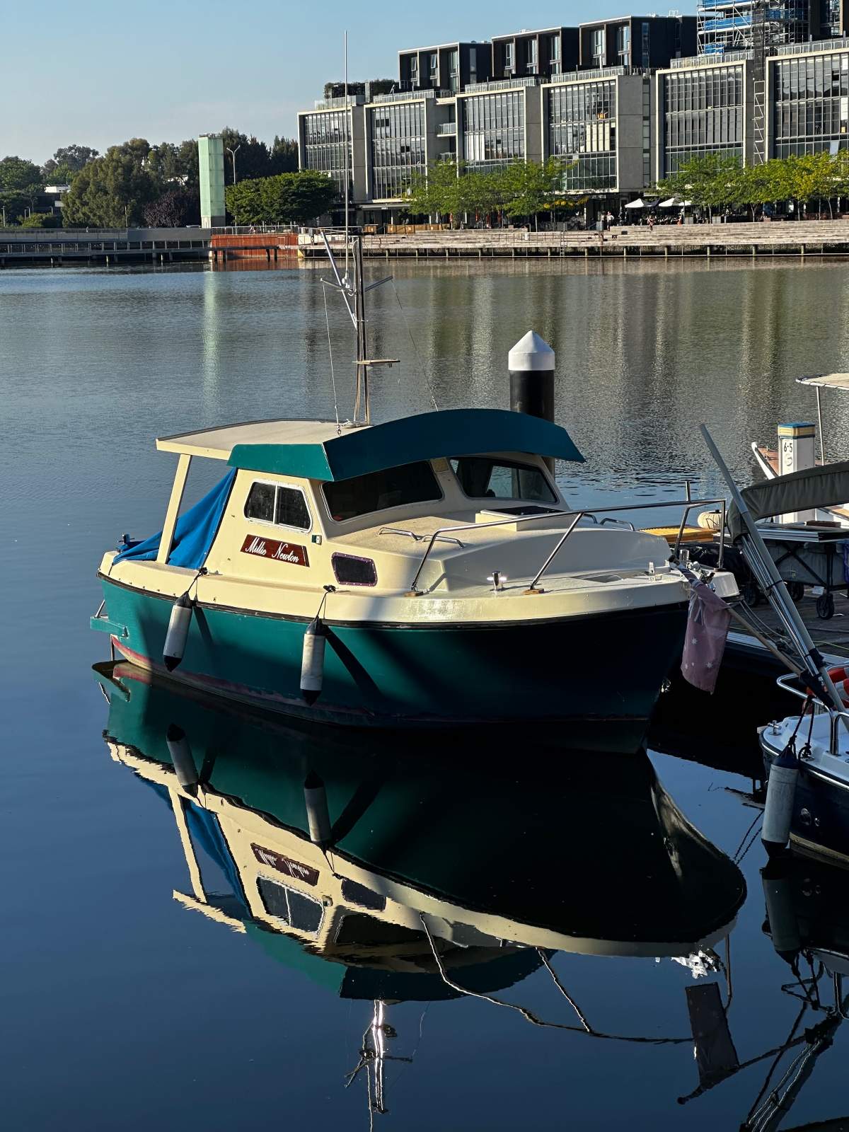 Roberts 21 Longboat