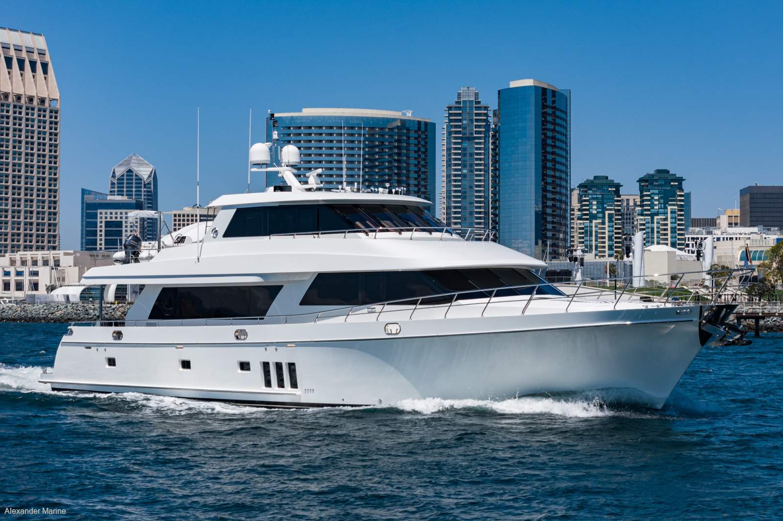 Ocean Alexander 90
