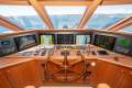 Ocean Alexander 90