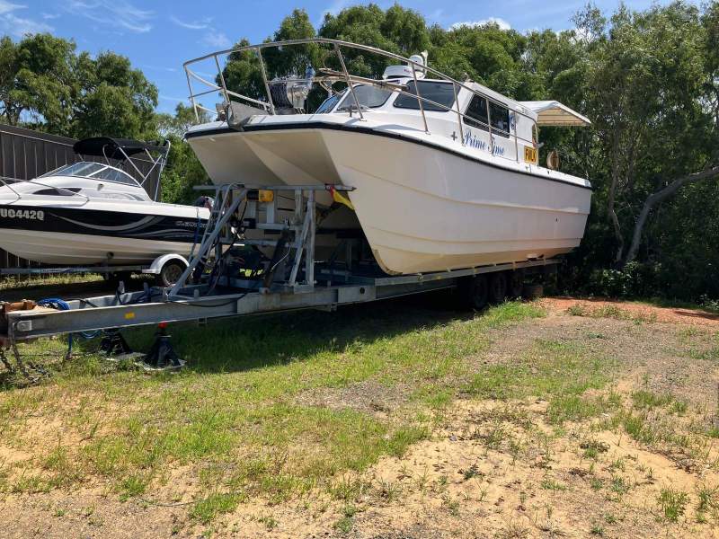 Nustar 38 Flybridge Catamaran Commercial fishing