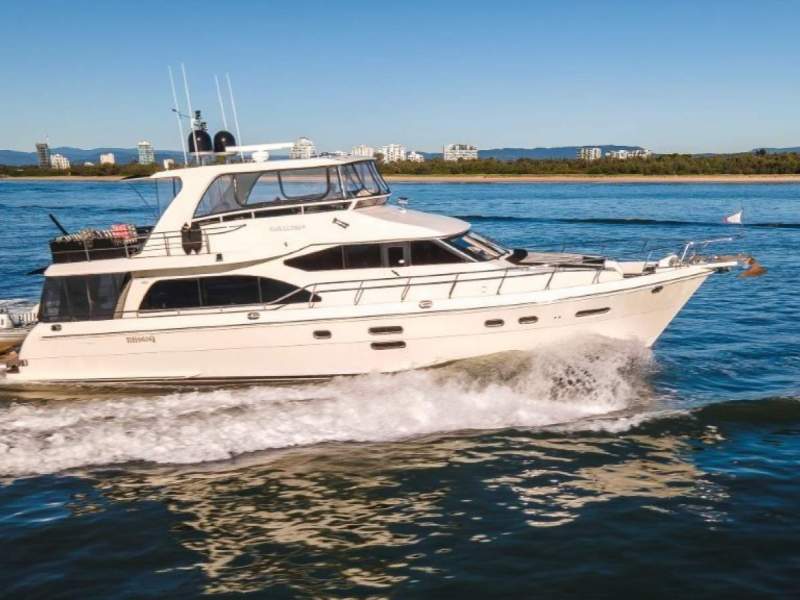 Hampton 680 Pilothouse