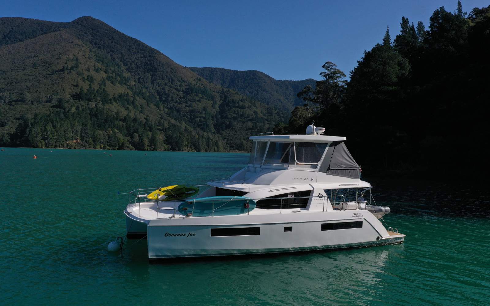 Leopard Catamarans L43 Powercat