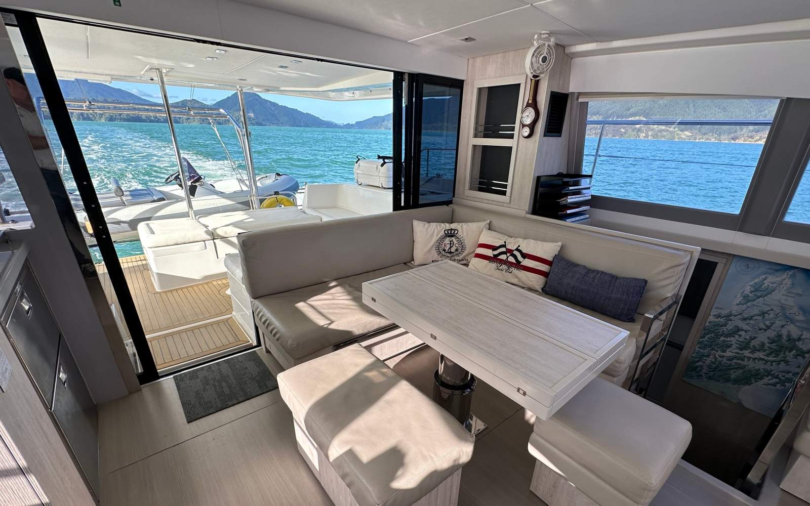 Leopard Catamarans L43 Powercat