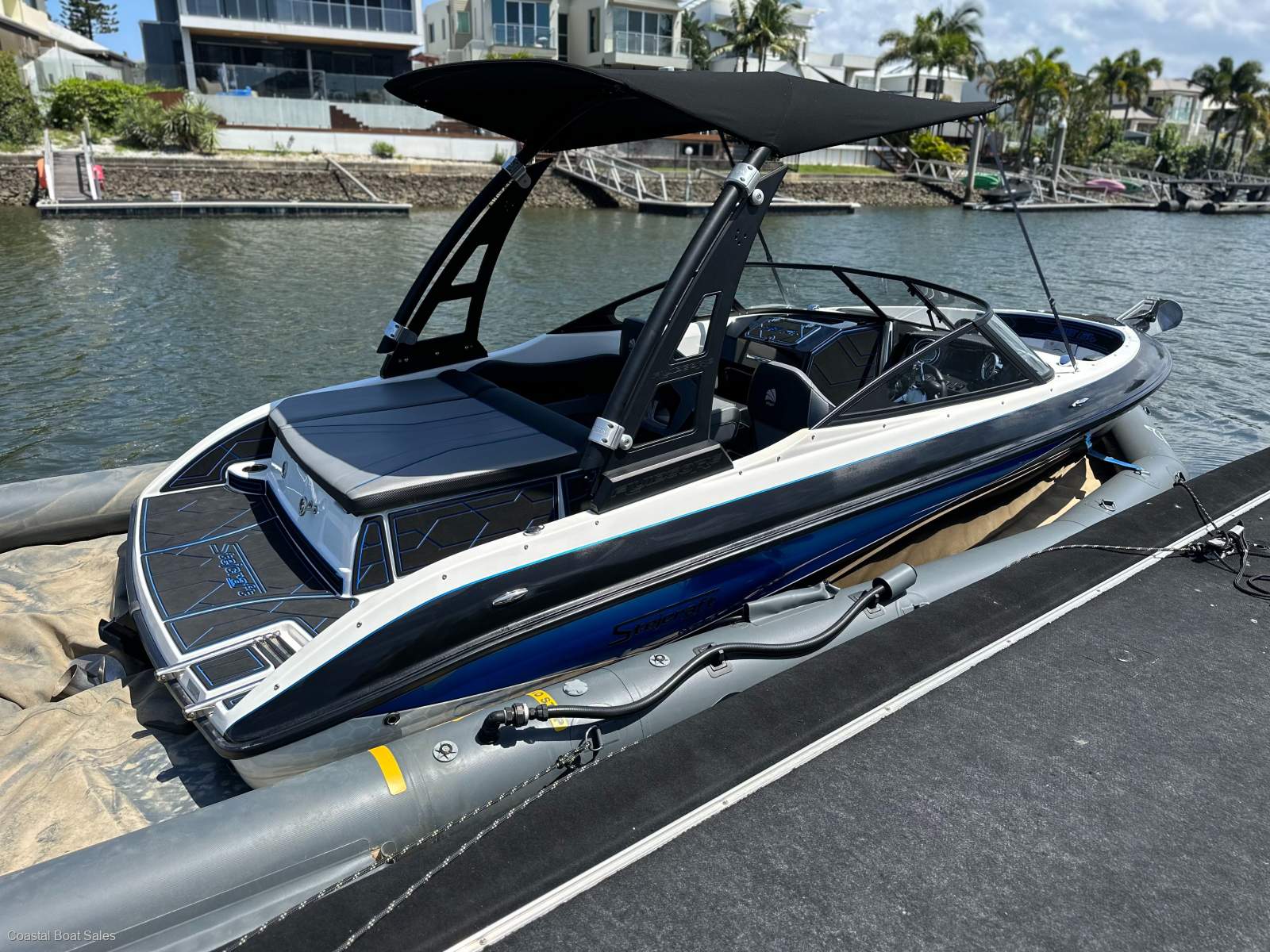 2023 Fab Dock 7meter