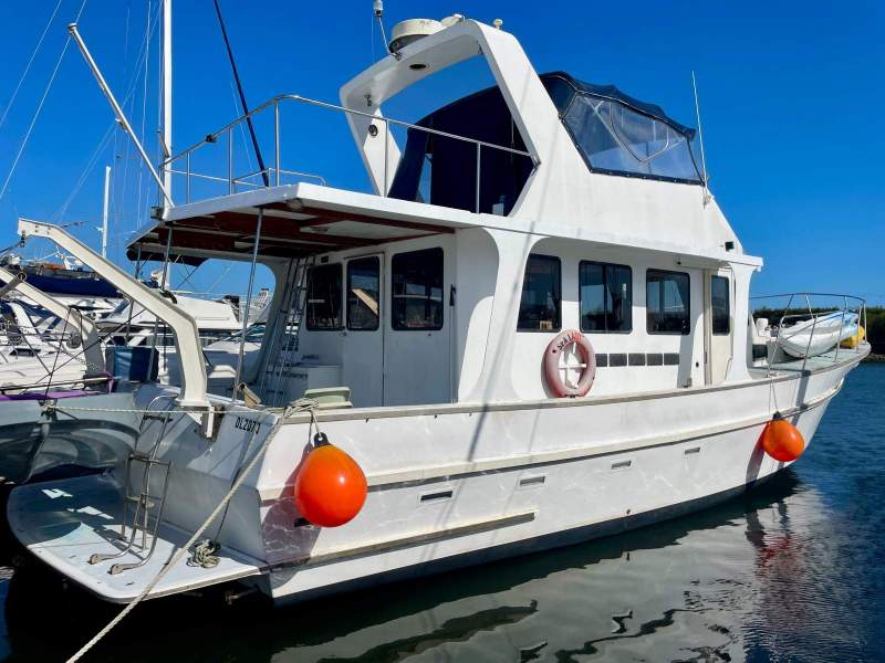 Roberts Wave Runner 44