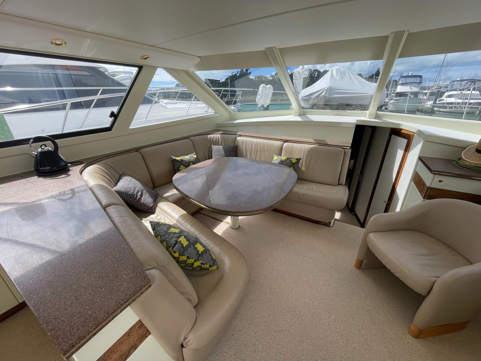 Regal 700