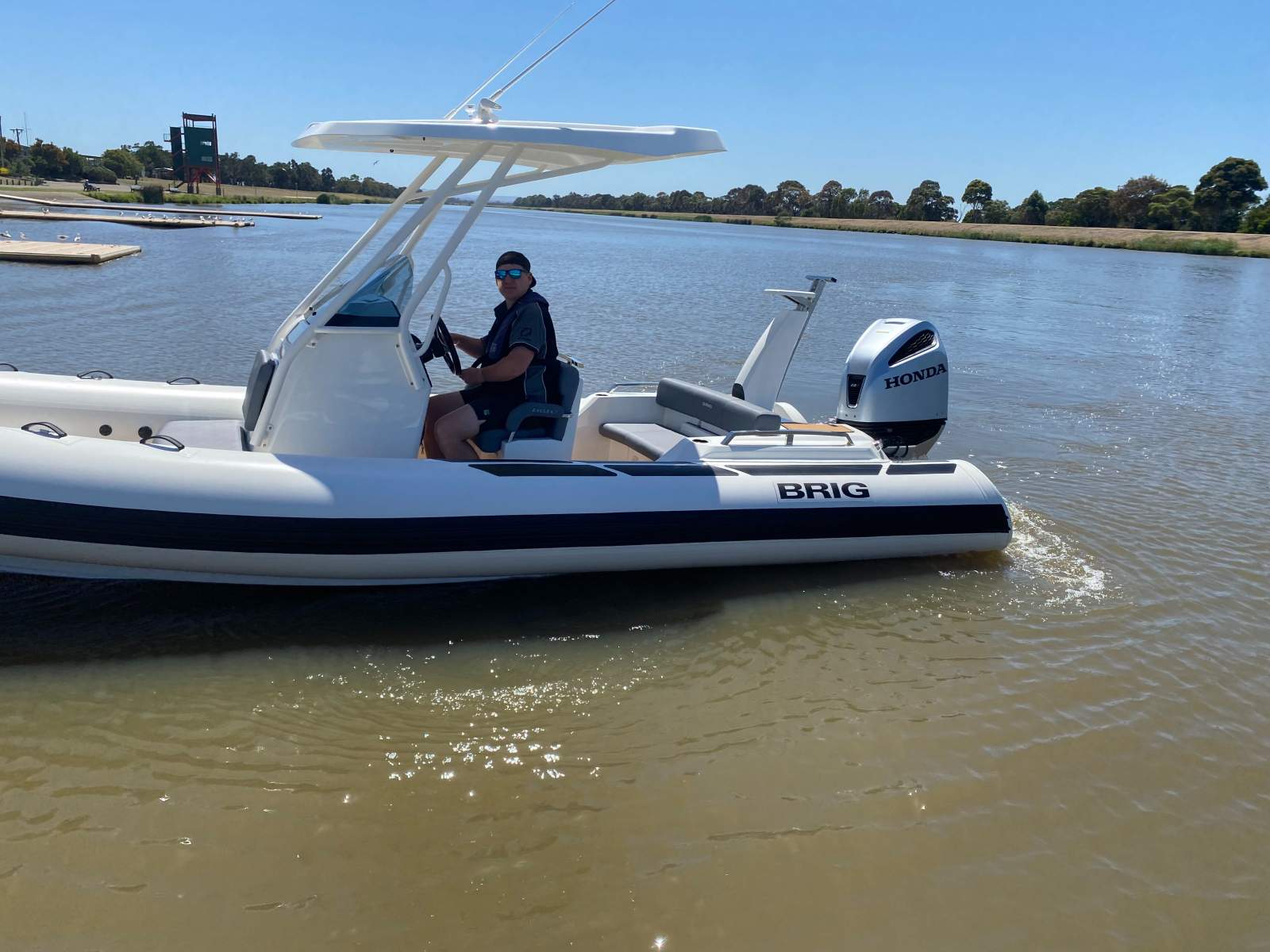 Brig Eagle 670 T-Top