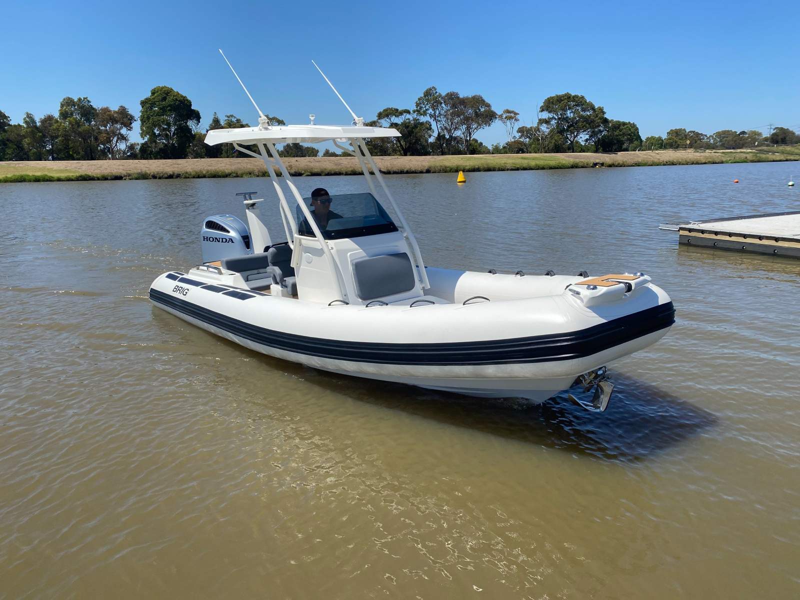Brig Eagle 670 T-Top