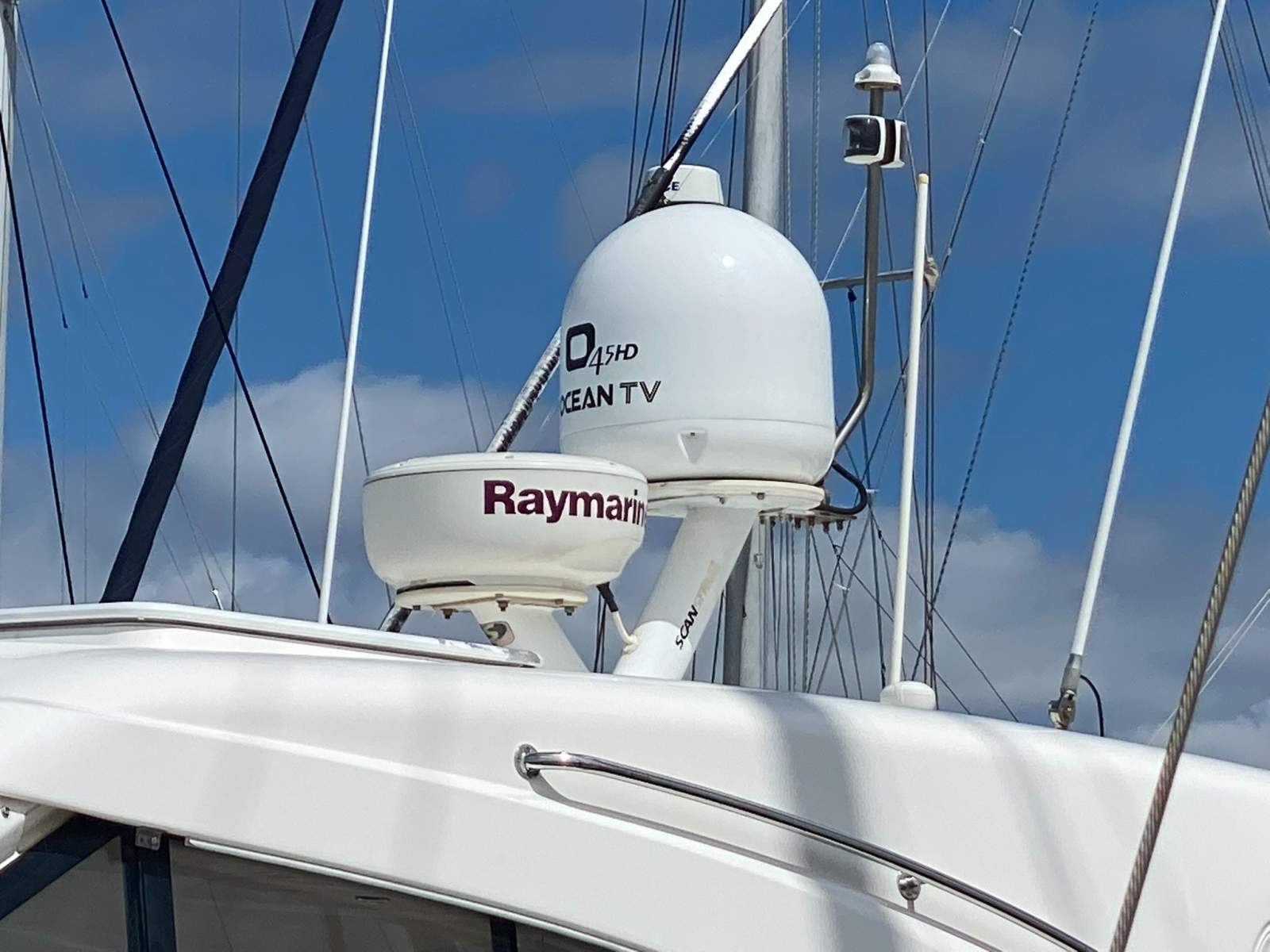 ARGO Riviera 43 Offshore Express Boat Brokers of Tasmania