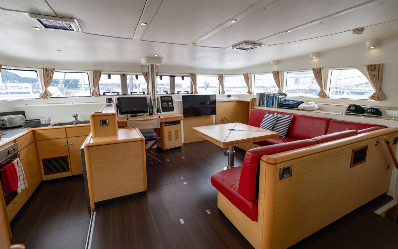 Lagoon 50