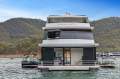 Legacy Houseboat Holiday Home on Lake Eildon:Legacy on Lake Eildon