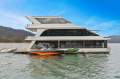 Legacy Houseboat Holiday Home on Lake Eildon:Legacy on Lake Eildon