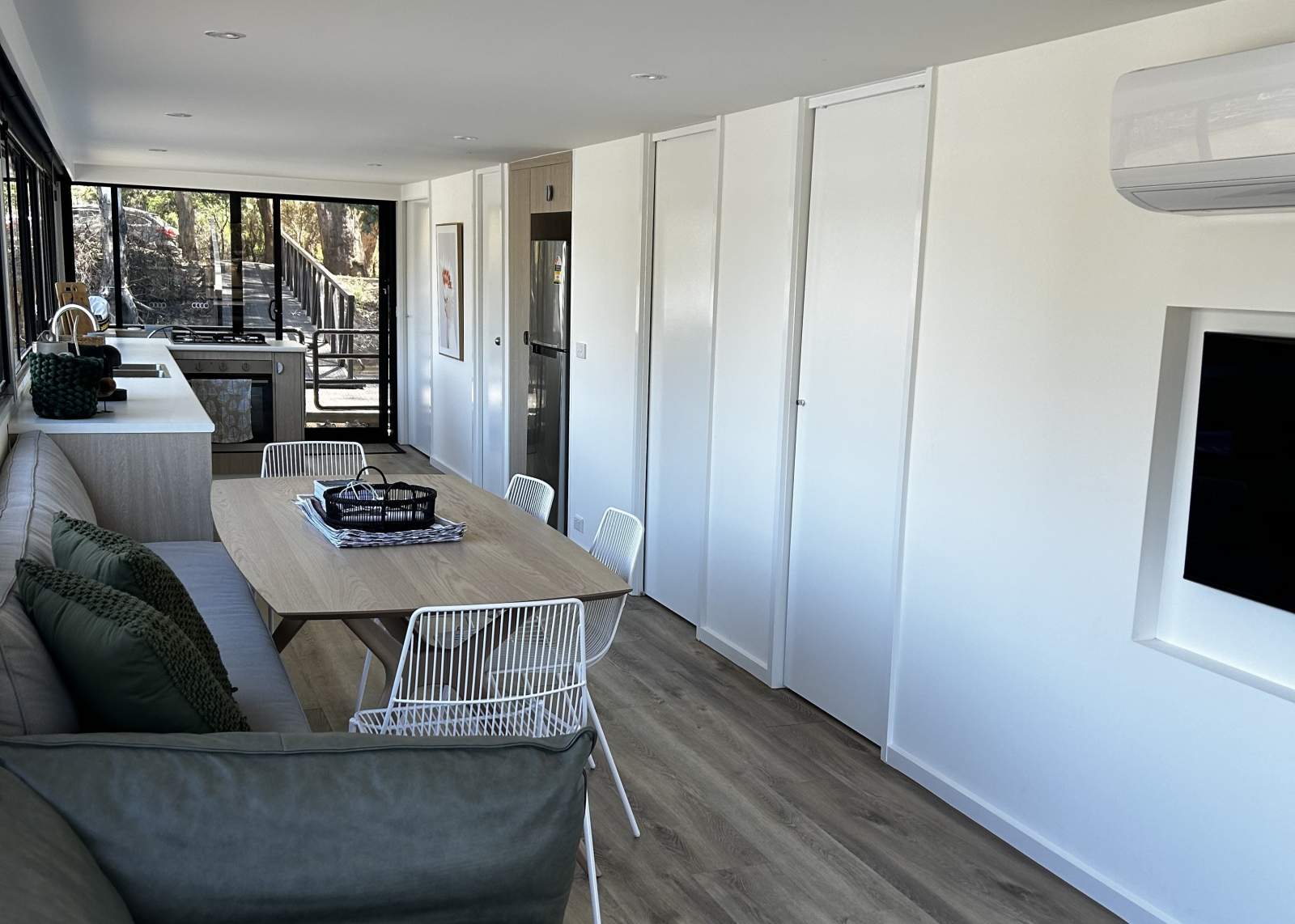 HAVEN. Stunning Two Decked, Four bed, Houseboat.