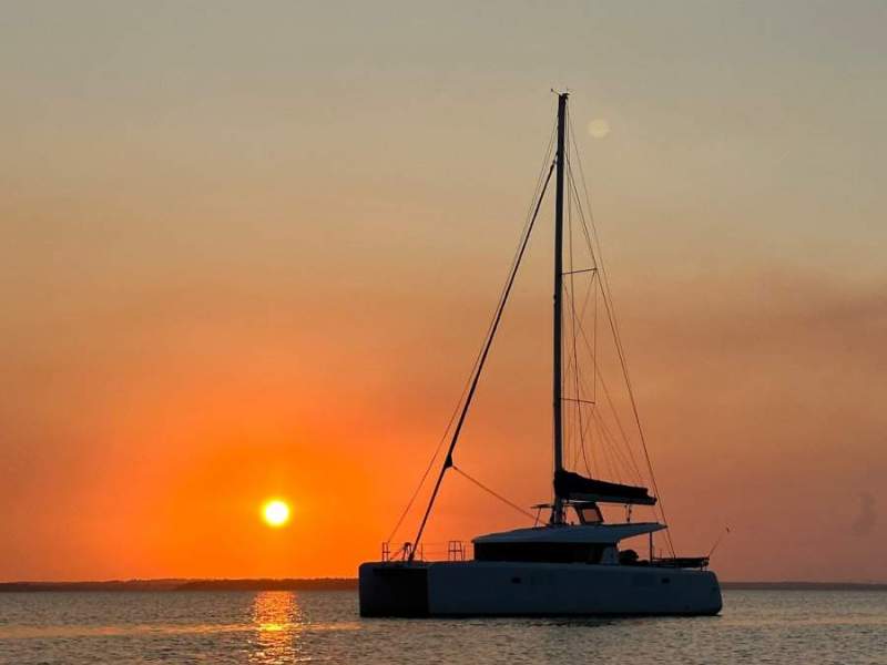 Lagoon 39