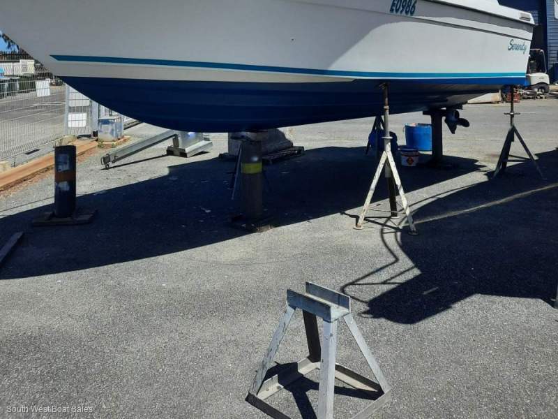 Bayliner 2556 Ciera Command Bridge
