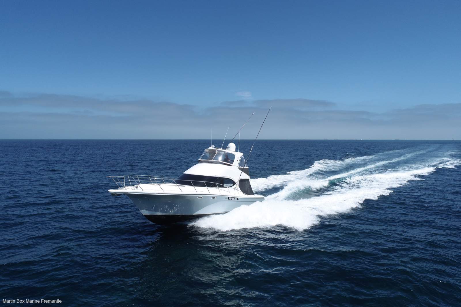 Jackson 47 Flybridge with Twin Cummins Diesels