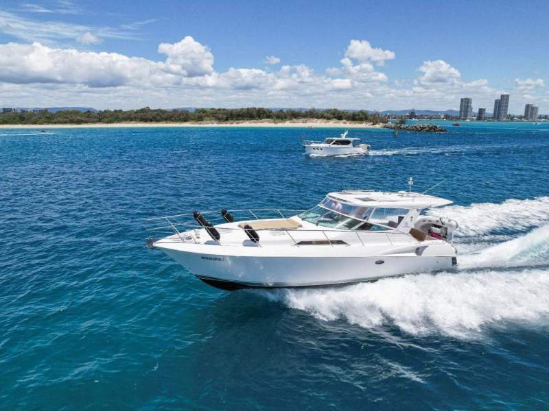 Riviera M400 Sports Cruiser