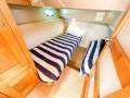 Riviera M400 Sports Cruiser