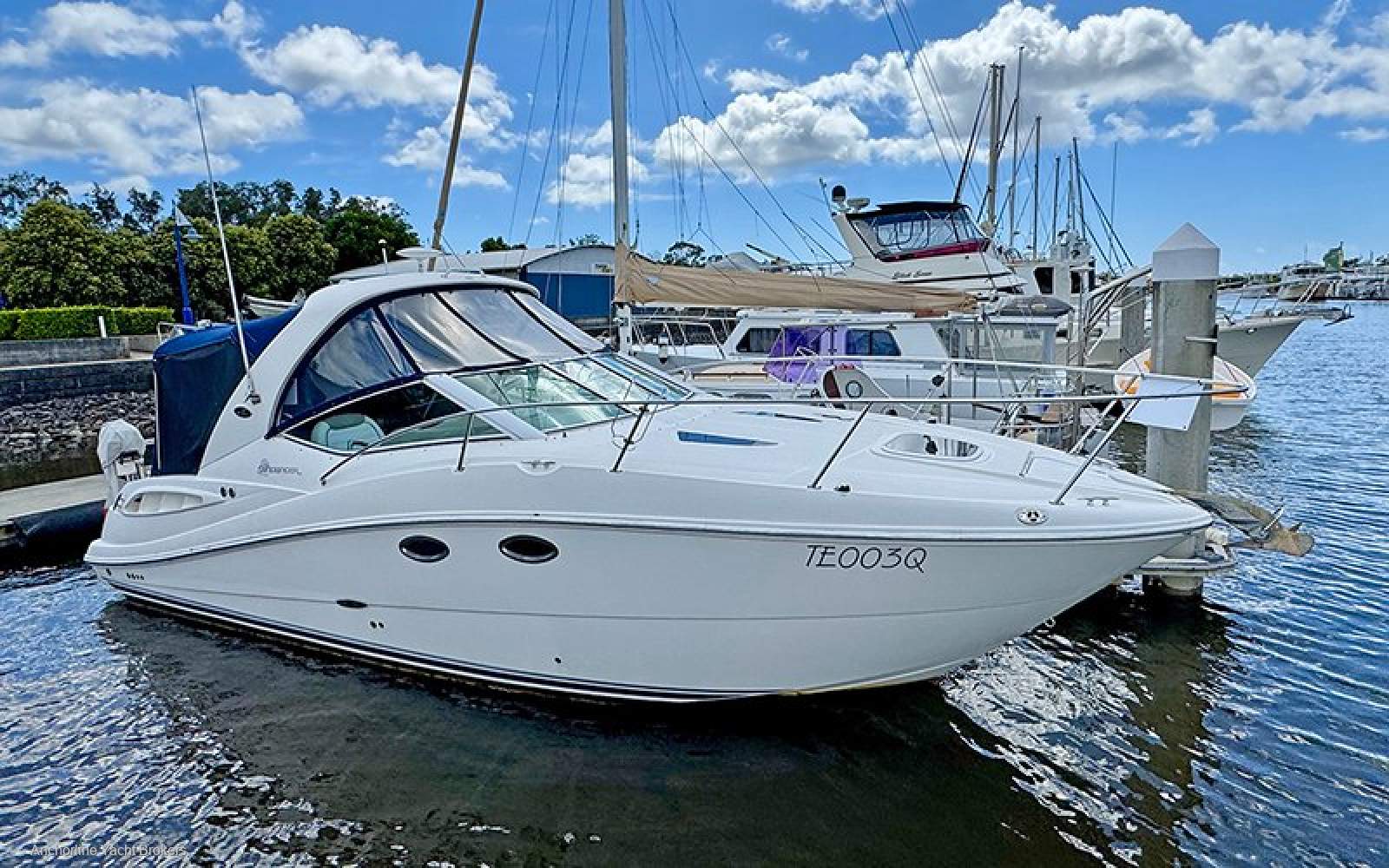 Sea Ray 325 Sundancer