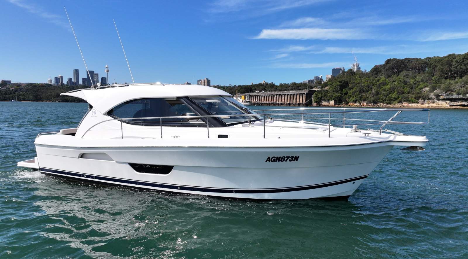 Riviera 3600 Sport Yacht Series 11