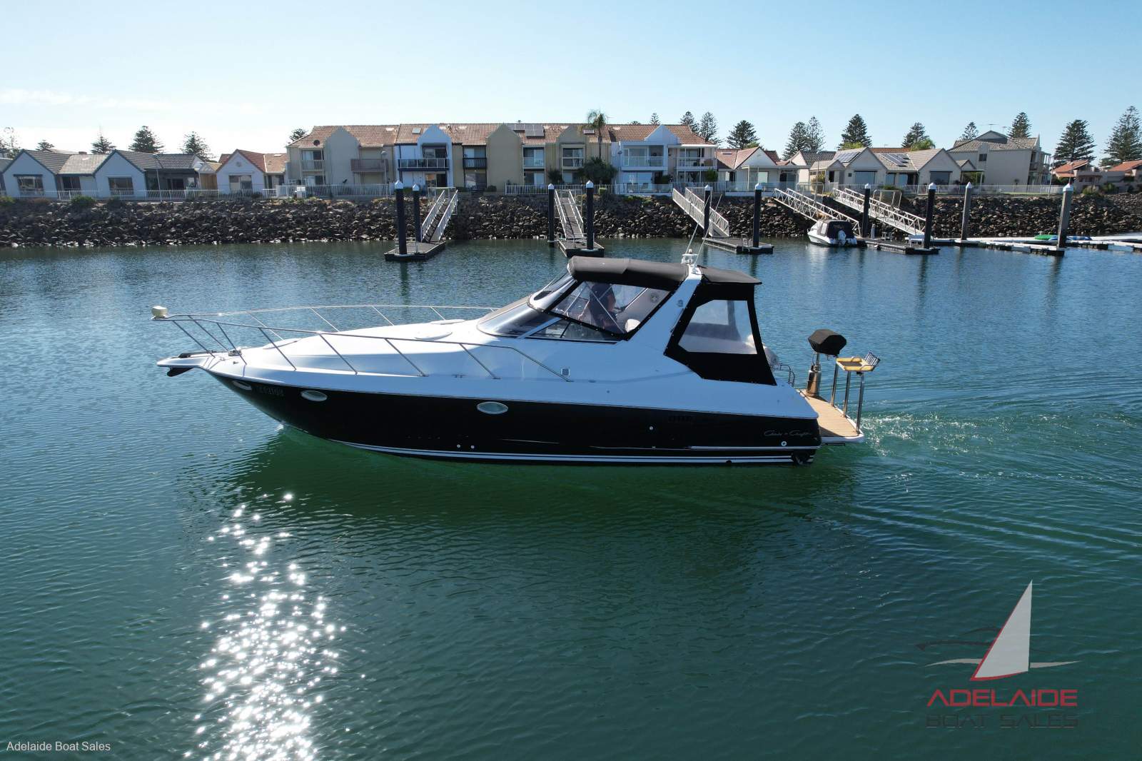 Chris Craft 3400 Sports Cruiser