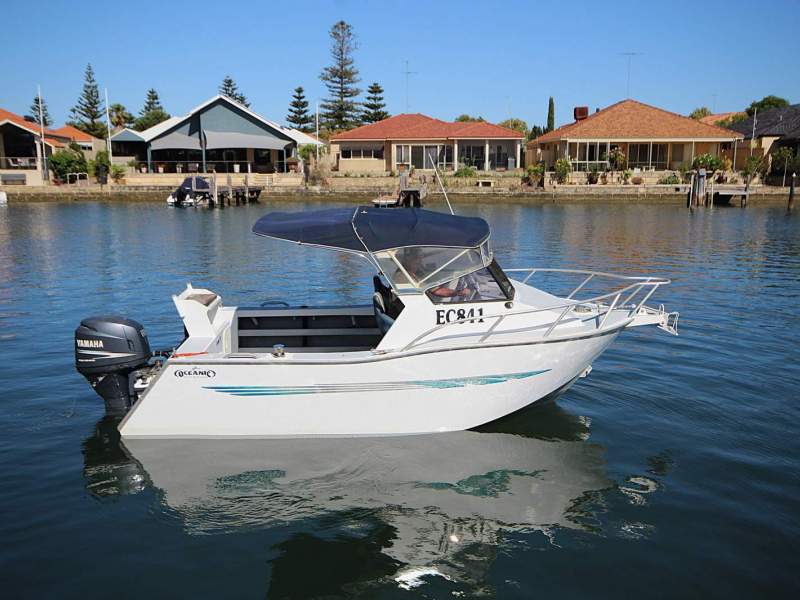 Oceanic 550 Cuddy *** INCLUDES TRAILER ***
