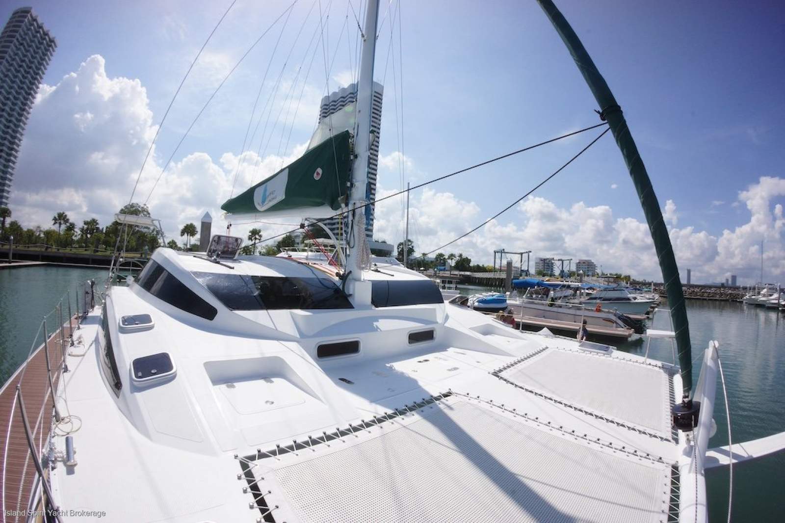 Island Spirit IS380 'Island Time':Fore deck view looking aft
