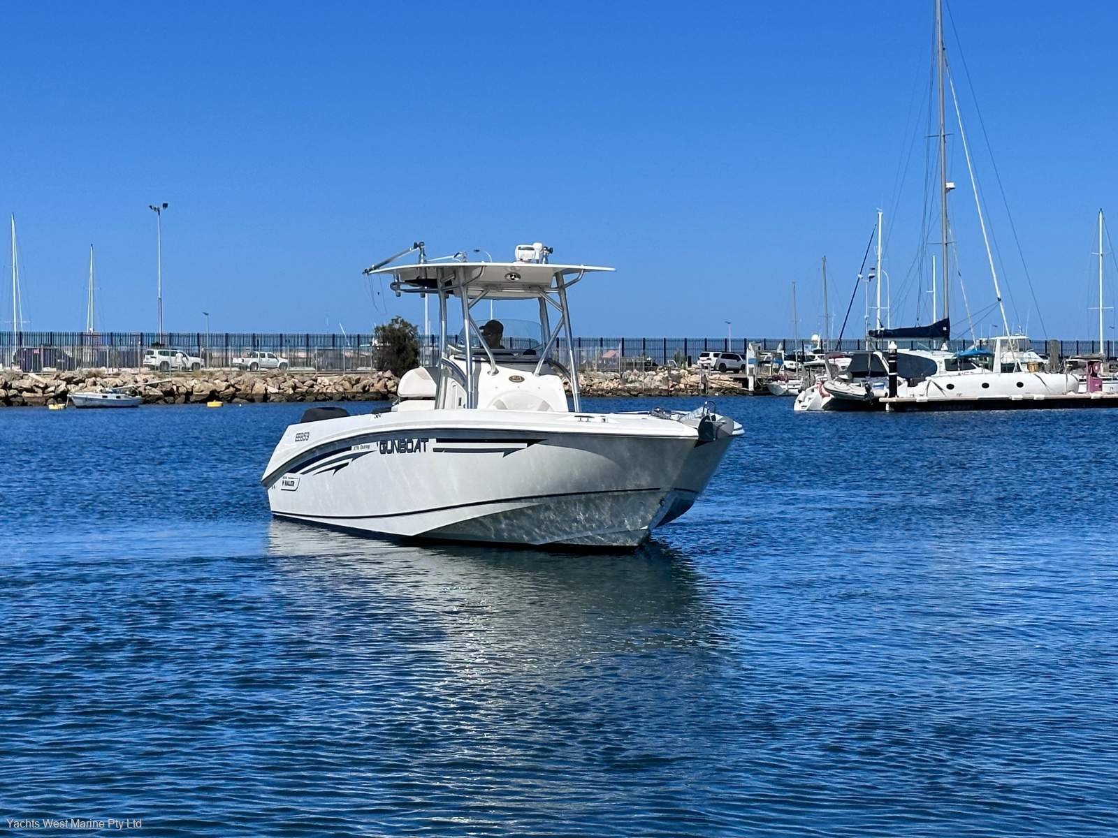 Boston Whaler 270 Outrage " BOAT HOUSE STORAGE AVAILABLE ":BOSTON 270 OUTRAGE by YACHTS WEST MARINE