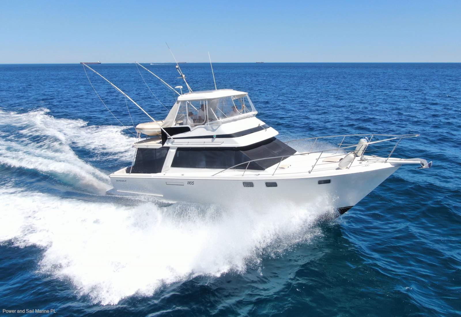 Riviera 38 Flybridge